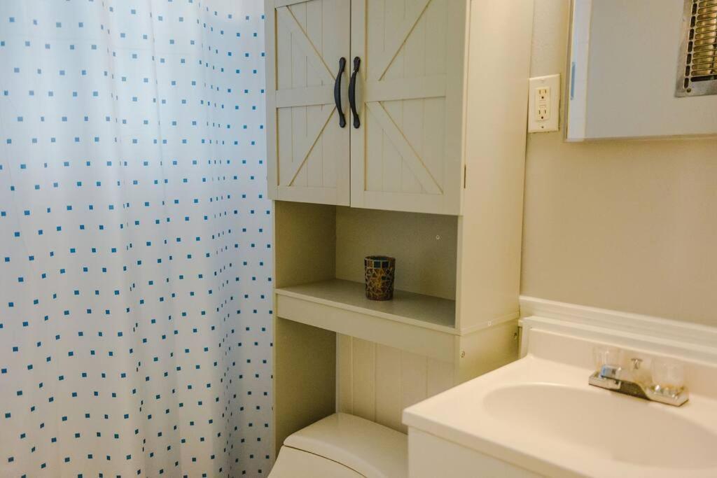 Charming Home, Minutes From The Beach Vero Beach Eksteriør bilde